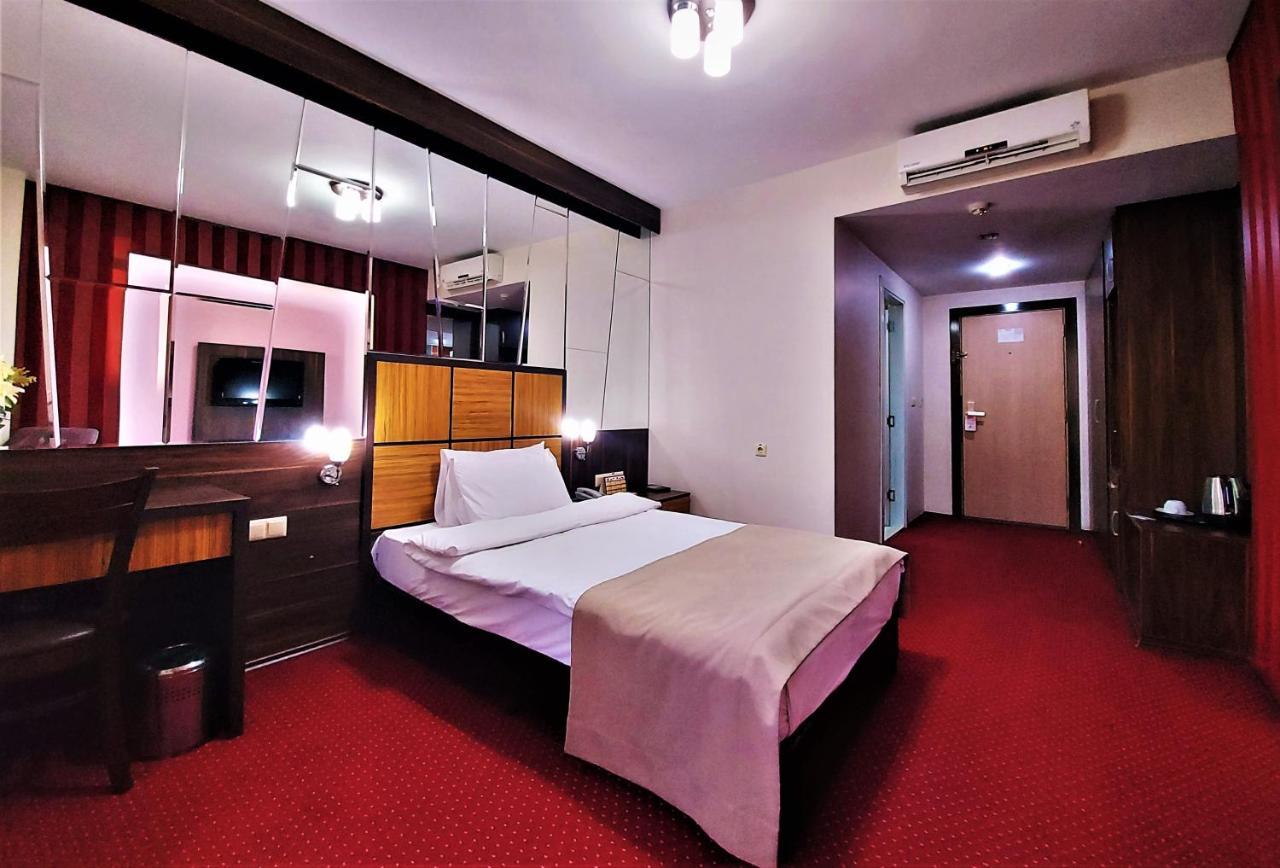 Cetinel Otel Adana Eksteriør billede